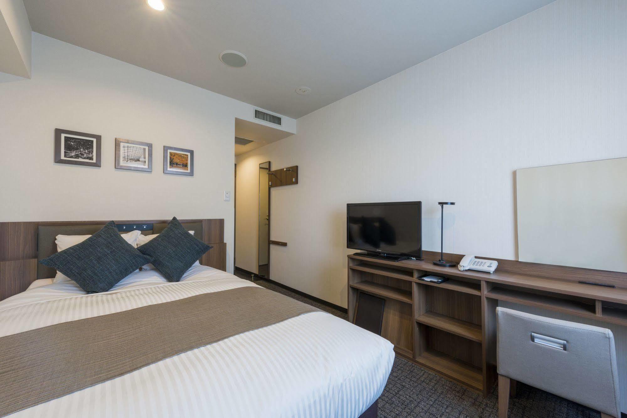 Hotel Mystays Sapporo Nakajima Park Annex Bagian luar foto
